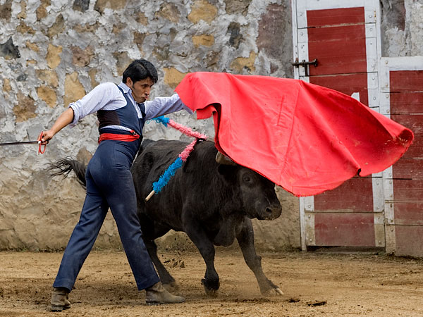 Cristian rematando la serie