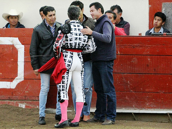 Brindis a Zapata , Jernimo y Silis