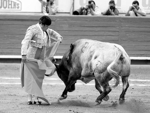 Chicuelina en blanco y negro