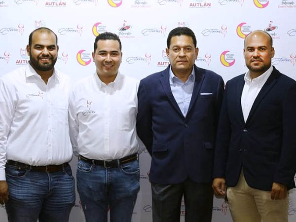 CC Toros, nueva empresa en Autln