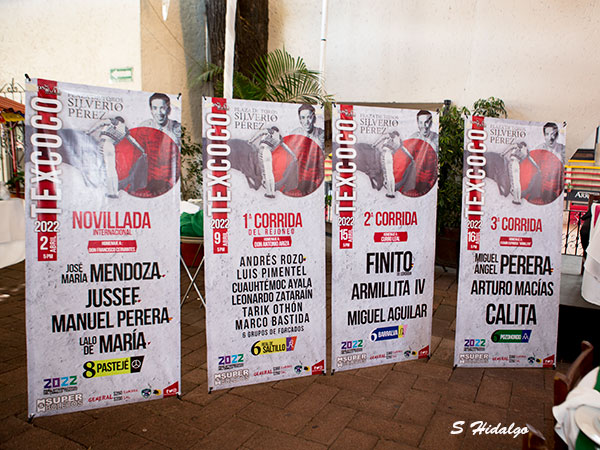 Los primeros cuatro carteles