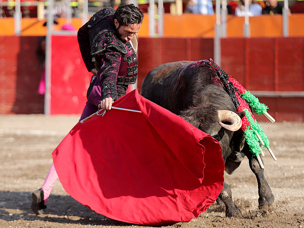 Aguante y oficio