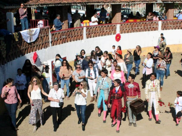 A las mujeres taurinas de Morelia