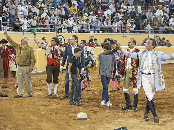 Vuelta al ruedo con el ganadero