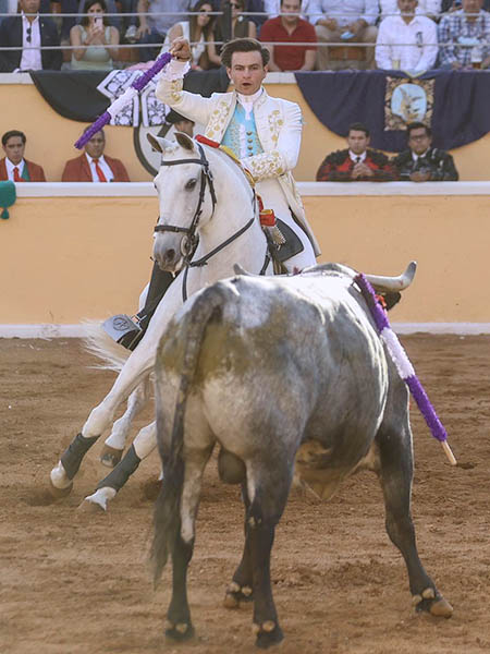 Banderilla al quiebro