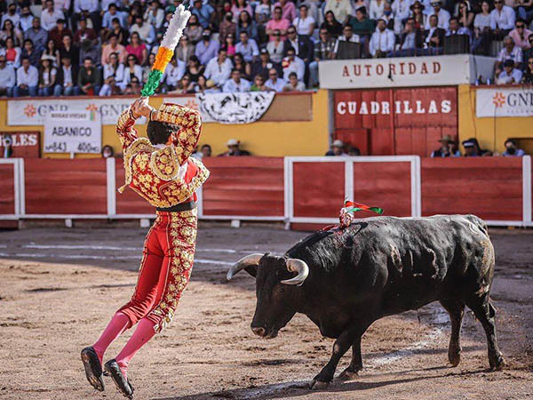 Faena de tres tercios