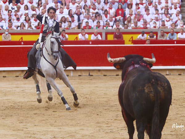 Frente a frente