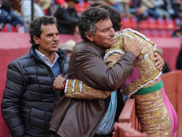 Enhorabuena con los ganaderos