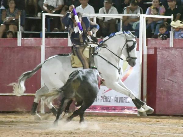 Cuauhtmoc abre el festejo