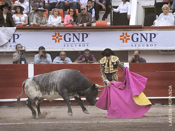 El Juli abre la Feria de San Marcos