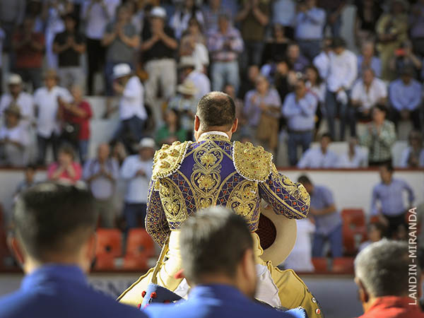 Homenaje a Luis Ramn Carazo