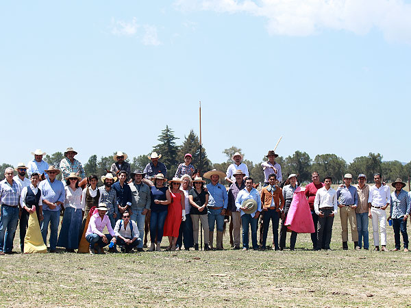 Selecto grupo de invitados