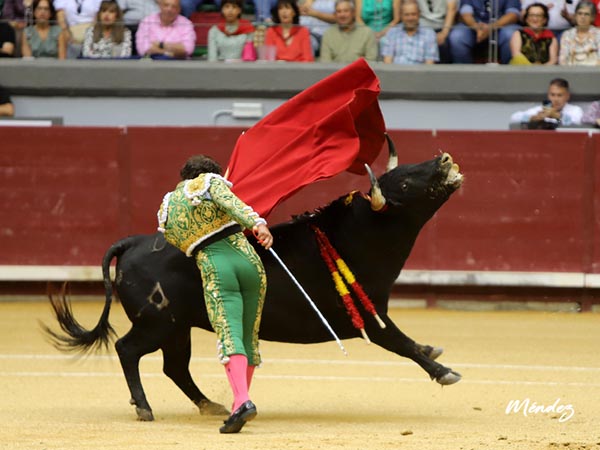 Remate con la zurda