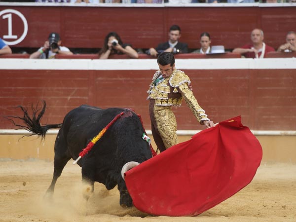 Suavidad por el izquierdo