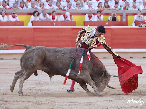 Templando por el izquierdo