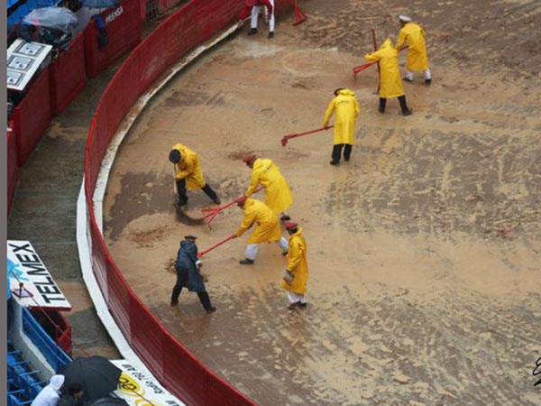 Tarde sin toros