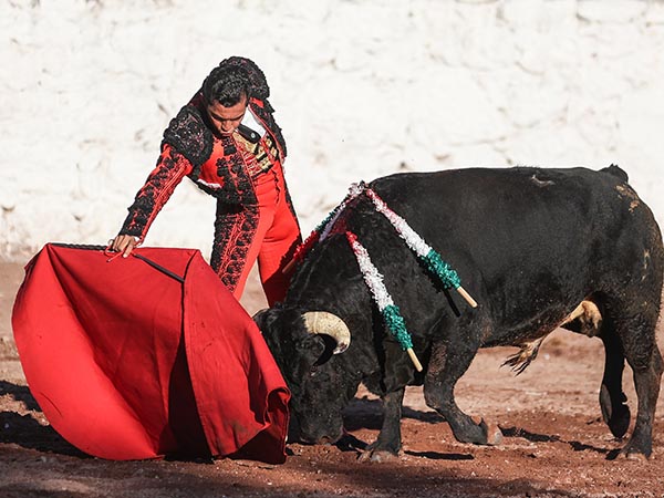 Acompasados derechazos