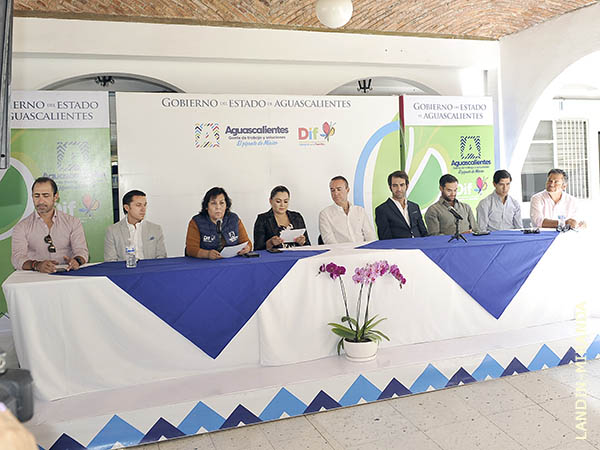 Evento en la sede del DIF estatal