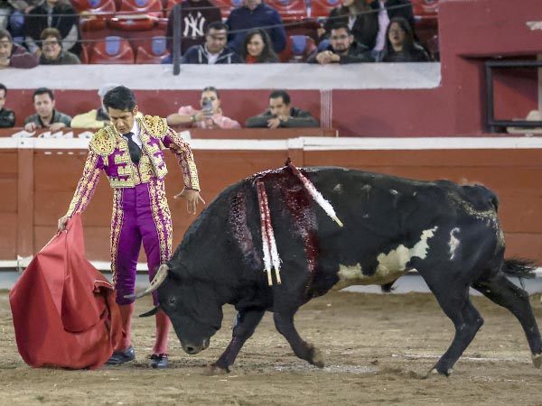 El Zapata con un jirn