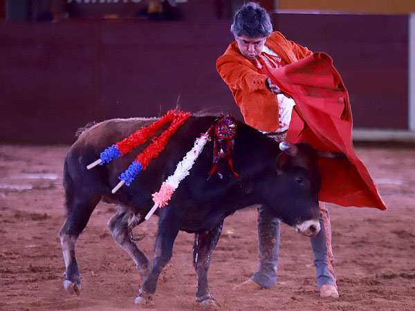 Valiente y esforzado