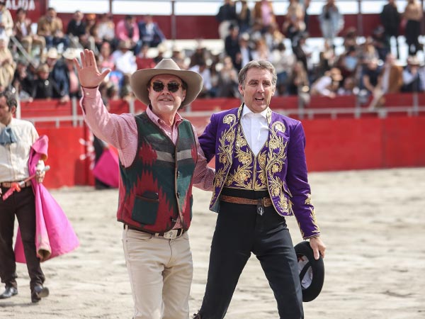 Ganadero y caballista, en la vuelta