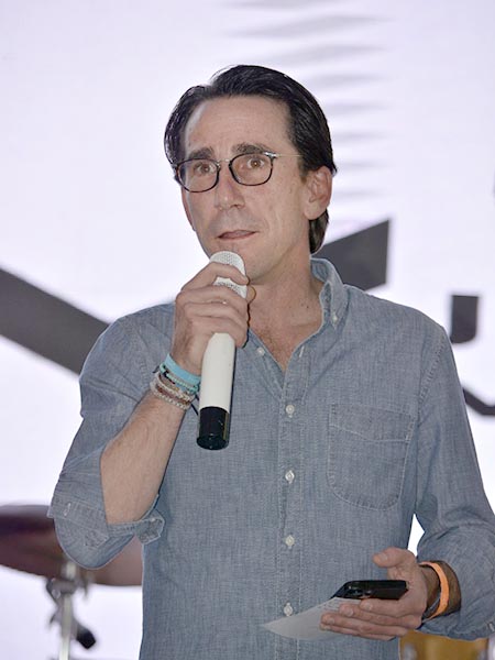 Gerardo Gaya, promotor