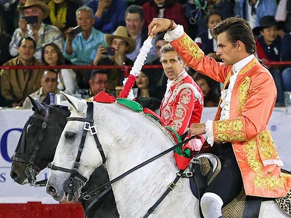 Banderillas por colleras