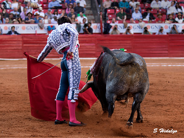 Corriendo la mano