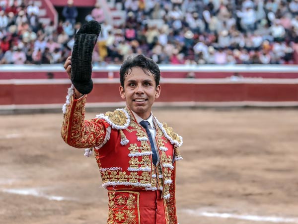 Xavier Gallardo, ovacionado