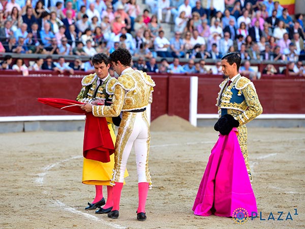 Ceremonia en el ruedo