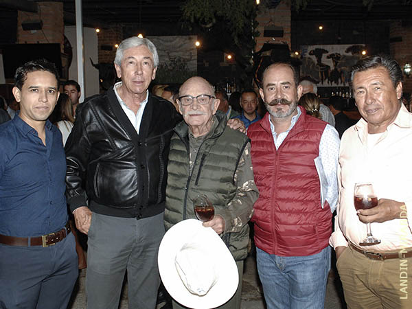 Fermn Espinosa, Fer Topete y amigos