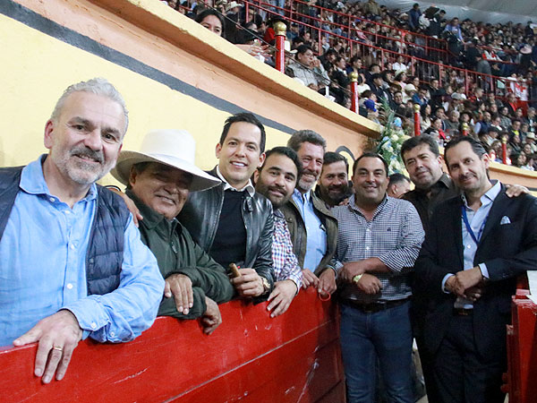 Personalidades taurinas en la plaza