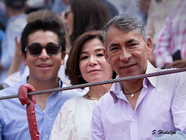 El maestro Zotoluco con su familia