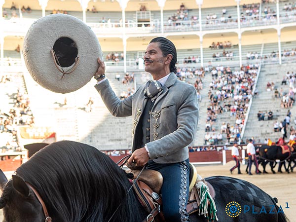 Saludo al presidente