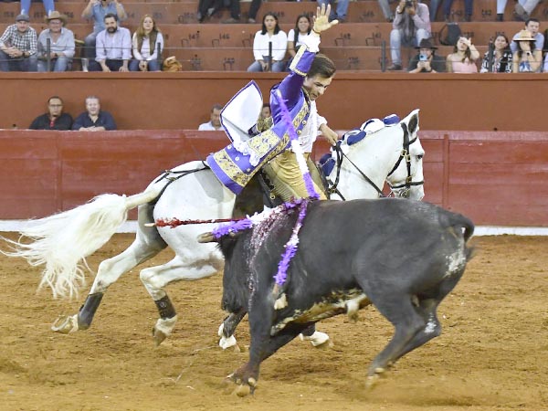 Dejando la banderilla