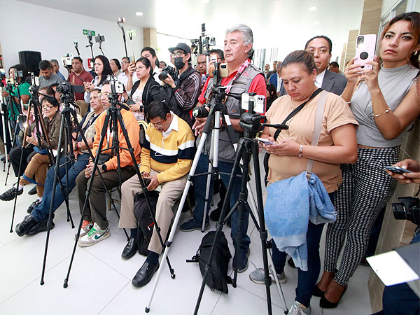 Gran convocatoria de medios