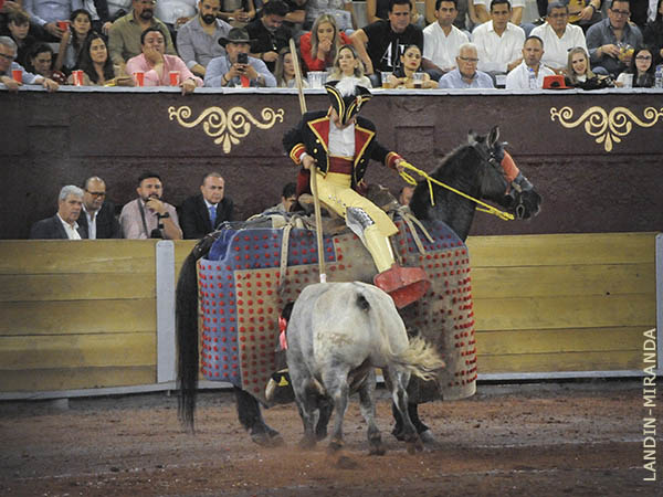 Guillermo Cobos, en todo lo alto