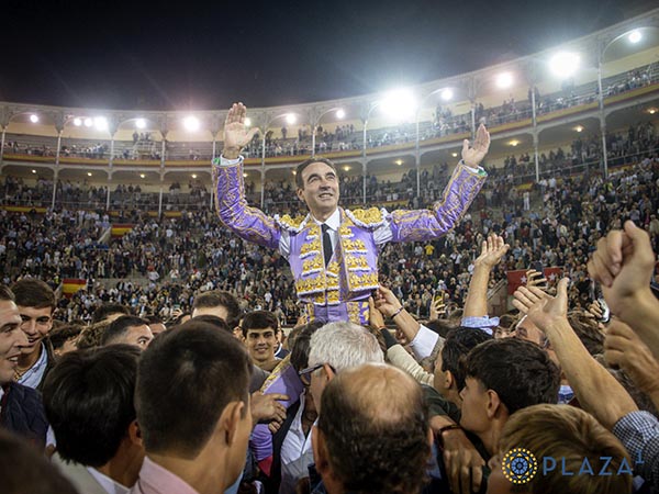 Ponce se despide por la Puerta Grande