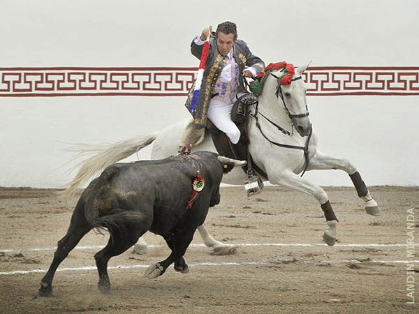 Jorge inicia el festejo de feria