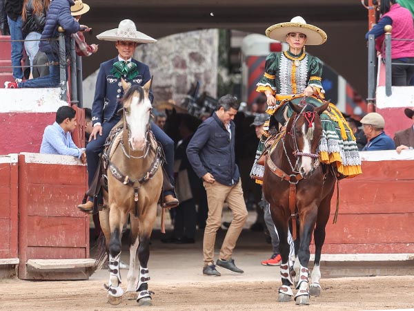 Charro y adelita