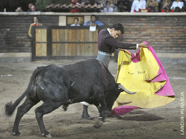 Ovacionado en el quite