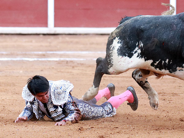 Percance al banderillar