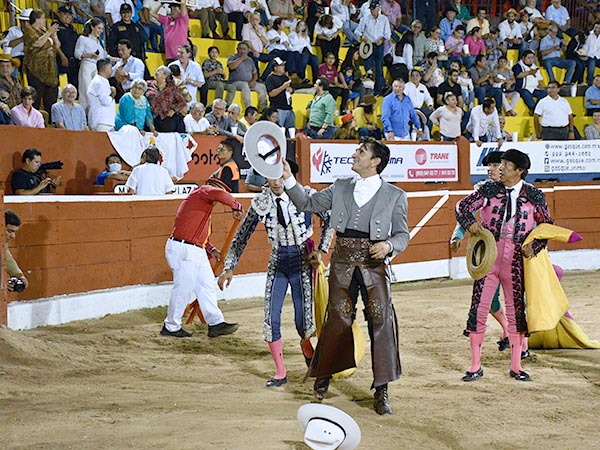 Ovacionado en la vuelta