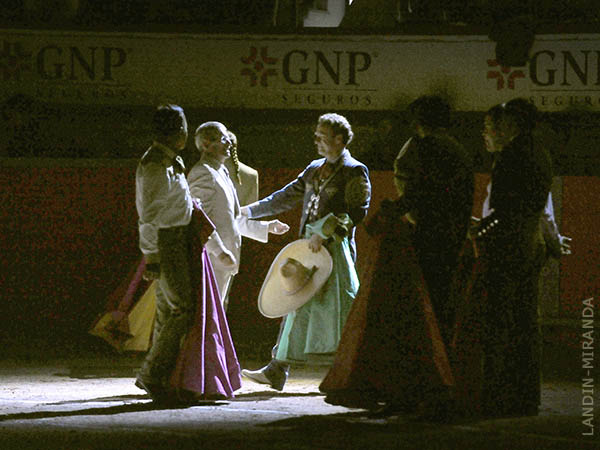 Homenaje a Elas Esparza 