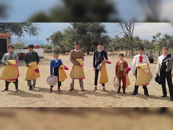 La Academia de Hilda celebra su posada