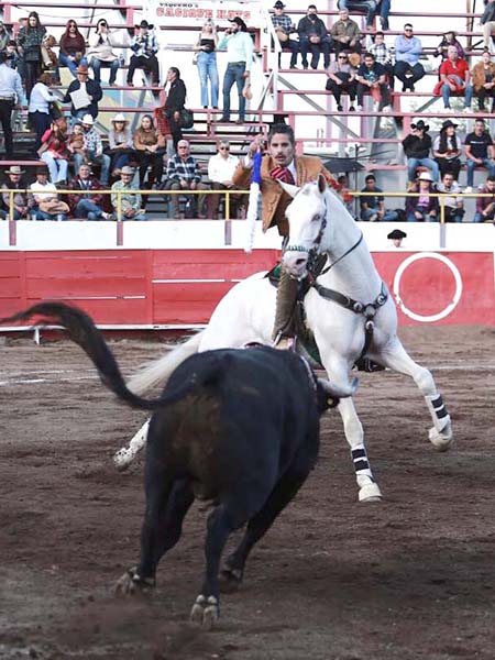 Gamero abre el festejo