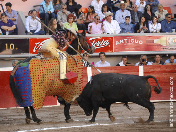 1o. de Mayo, en la Feria 2010