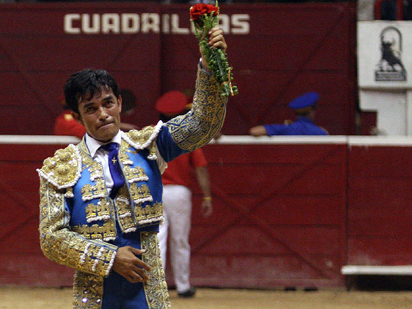 Fuerte golpe en la mano derecha