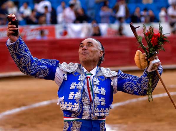 Bolillo y oreja