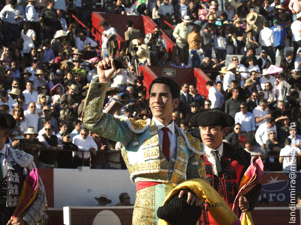 Una oreja en su debut